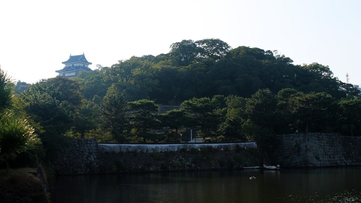 wakayama-castle-gardens